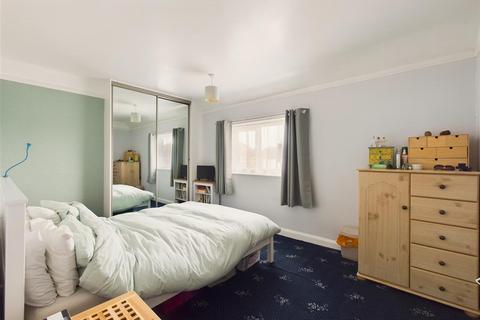 38 Cherry Avenue, Malton, YO17 7DE