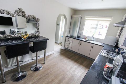 6 Bennett Road, Oakley, Corby, NN18 8QN
