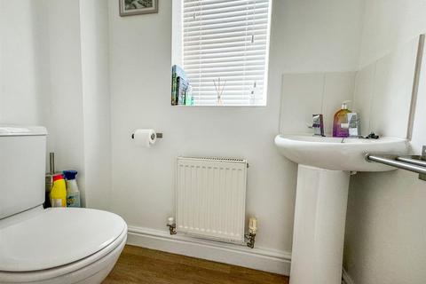 6 Bennett Road, Oakley, Corby, NN18 8QN