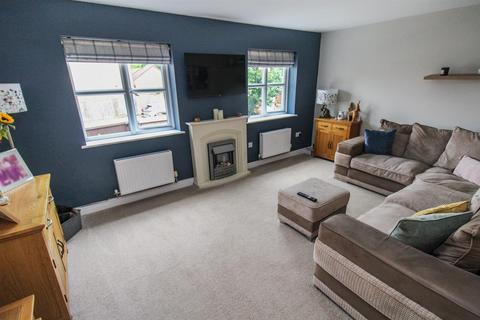 6 Bennett Road, Oakley, Corby, NN18 8QN