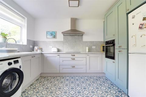 27 Astral Close, Hessle, HU13 9DE