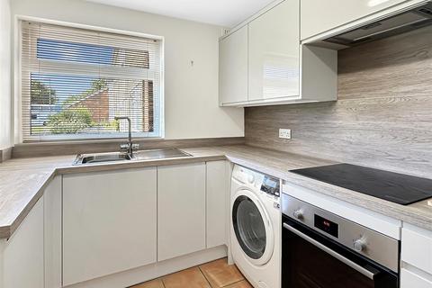 2 bedroom end of terrace house for sale, Campkin Road, Cambridge CB4