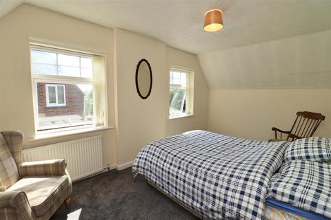15 Brickyard Lane, Melton, North Ferriby, HU14 3HB