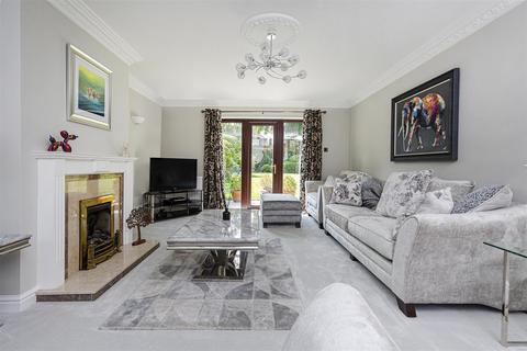 4 bedroom detached house for sale, The Balk, Wakefield WF2