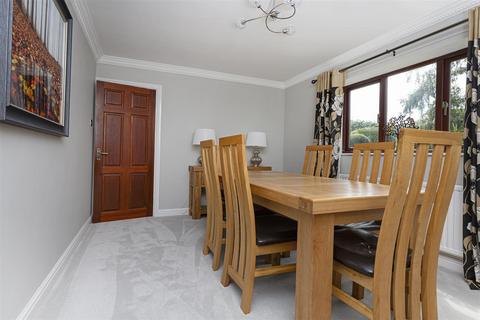 4 bedroom detached house for sale, The Balk, Wakefield WF2