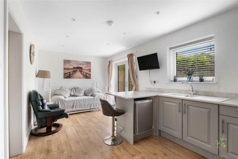 5 Sandscroft Avenue, Broadway, WR12 7EJ