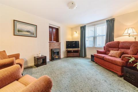 2 bedroom flat for sale, Edward Lynton Court, Cockermouth CA13