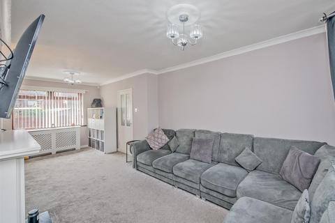 3 bedroom semi-detached house for sale, Stanningley Road, Leeds