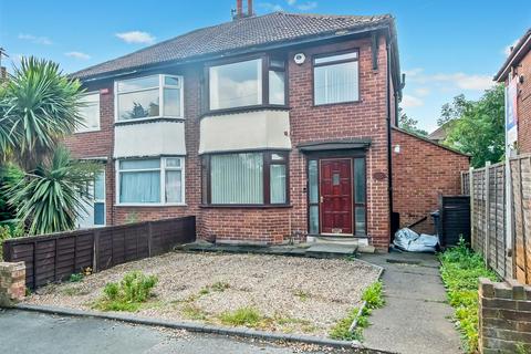 3 bedroom semi-detached house for sale, Stanningley Road, Leeds