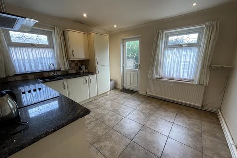 3 bedroom bungalow for sale, Pennant Road, Llanelli