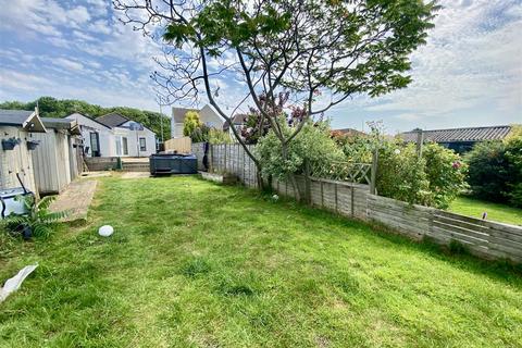 3 bedroom detached bungalow for sale, Cricklade Road, Swindon SN2