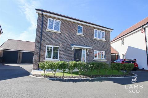 37 Ellis Road, Thorpe-le-soken, Clacton-on-sea, CO16 0DZ