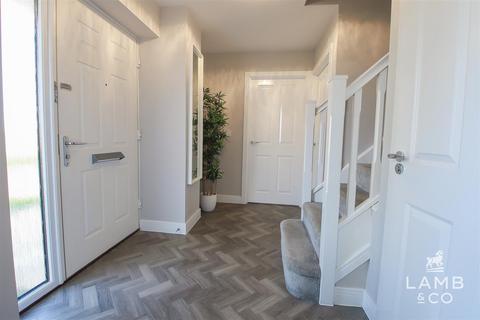 37 Ellis Road, Thorpe-le-soken, Clacton-on-sea, CO16 0DZ