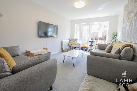 37 Ellis Road, Thorpe-le-soken, Clacton-on-sea, CO16 0DZ