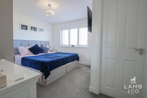 37 Ellis Road, Thorpe-le-soken, Clacton-on-sea, CO16 0DZ