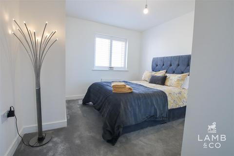 37 Ellis Road, Thorpe-le-soken, Clacton-on-sea, CO16 0DZ