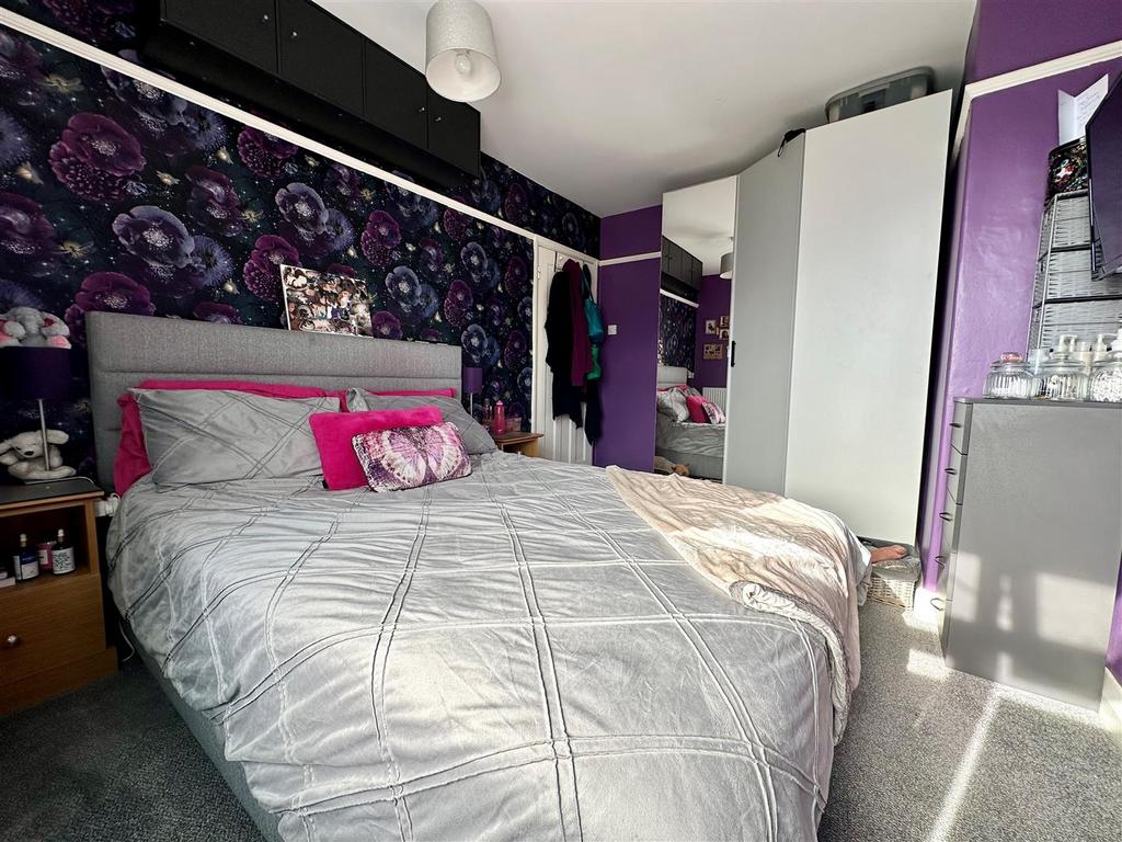 Bedroom One.jpg