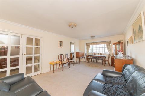 2 bedroom flat for sale, Neeld Crescent, Hendon, London