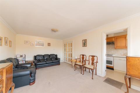 2 bedroom flat for sale, Neeld Crescent, Hendon, London