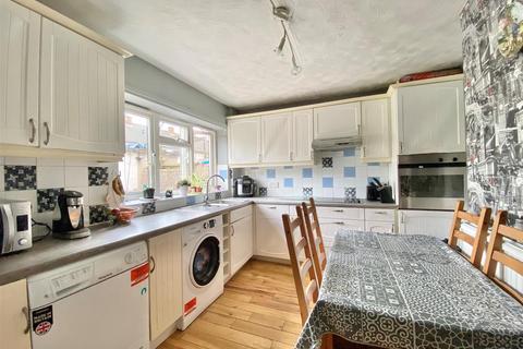 3 bedroom terraced house for sale, Peak Road, High Peak SK22