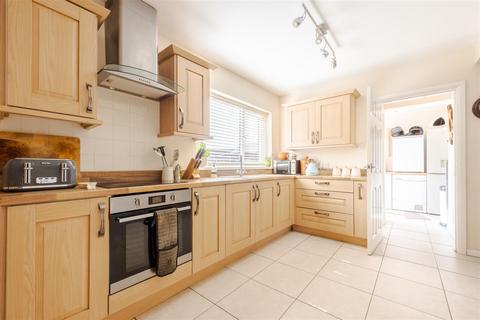 53 Jacklins Approach, Scunthorpe, DN16 3PF