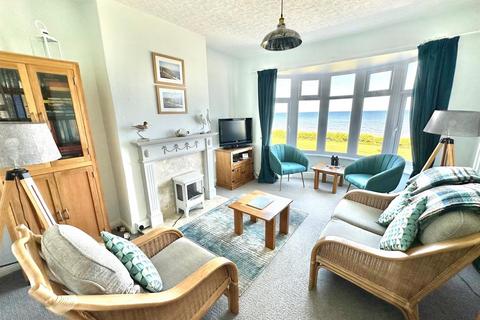51 Esplanade, Hornsea, HU18 1NQ