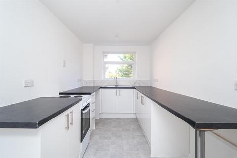 1 bedroom apartment for sale, Cheam Road, Sutton