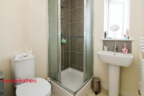 19 Candle Crescent, Thurcroft, Rotherham, S66 9FH