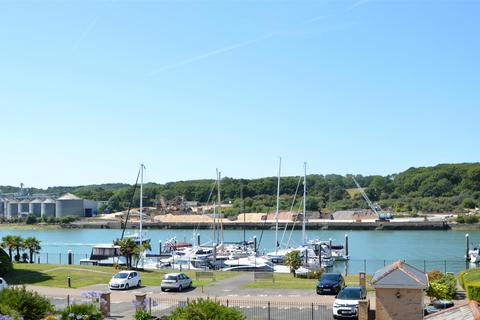 2 bedroom apartment for sale, Medina View, East Cowes