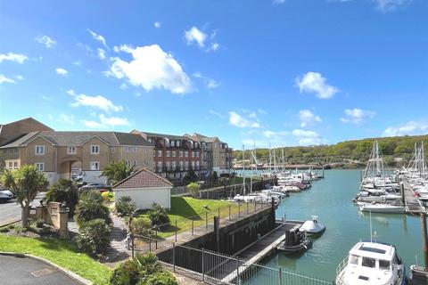 2 bedroom apartment for sale, Medina View, East Cowes