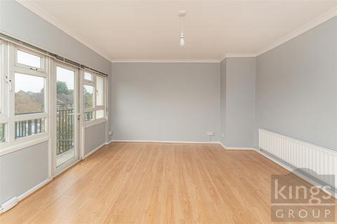 34 Oatlands Road, Enfield, EN3 5LJ