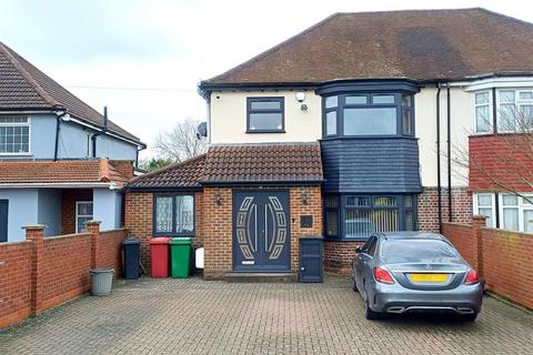 5 bedroom semi-detached house for sale, London Road, Slough