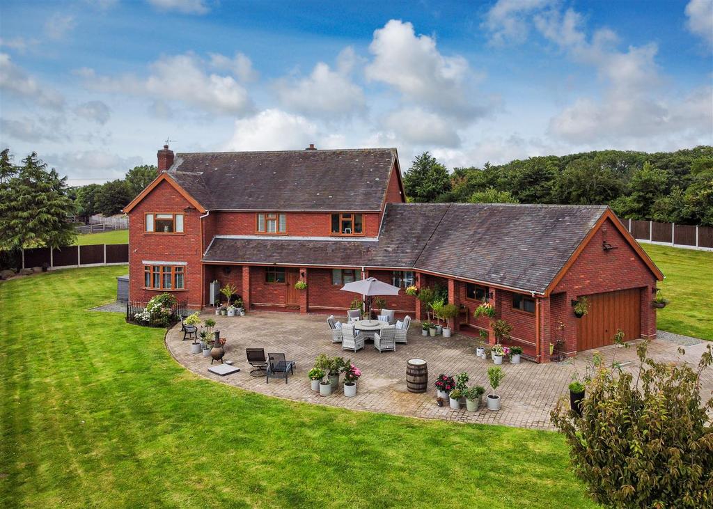 New Buildings Farm-drone1.jpg