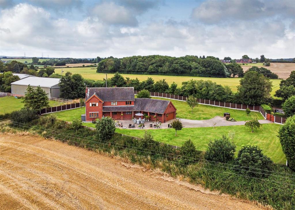 New Buildings Farm-drone2.jpg