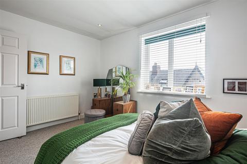 142 Commonside, Sheffield, S10 1GG