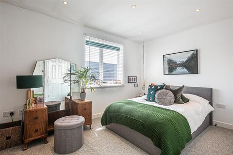 142 Commonside, Sheffield, S10 1GG