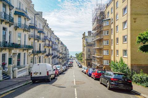 1 bedroom flat for sale, Warrior Gardens, St. Leonards-On-Sea