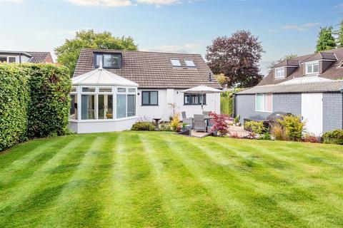 3 bedroom bungalow for sale, Ravenwood Drive, Hale Barns, Altrincham