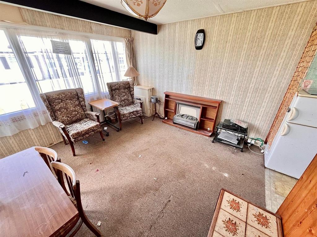 Lounge area.jpg