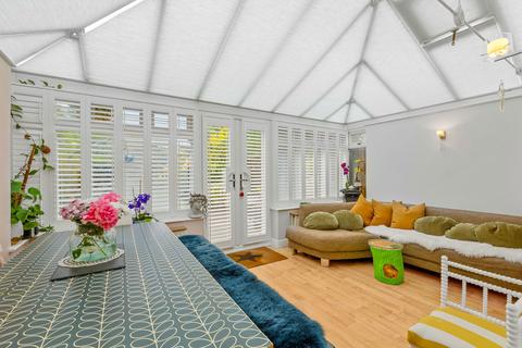 51 Crossways, South Croydon, CR2 8JQ