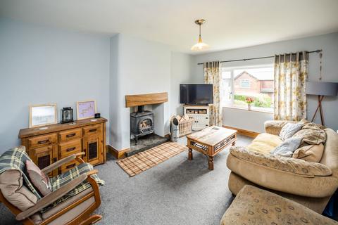 3 bedroom semi-detached house for sale, Warley Wood Avenue, Halifax HX2