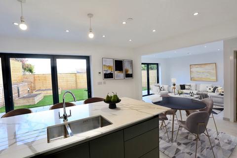 4 bedroom detached house for sale, Hereford Road, Monmouth NP25