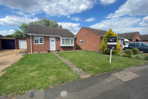 2 bedroom detached bungalow for sale, Yarwells Headland, Peterborough PE7