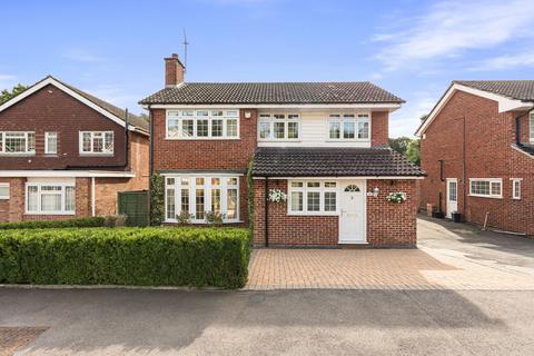 4 bedroom detached house for sale, Tall Elms Close, Bromley BR2