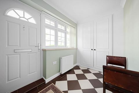 13 Tall Elms Close, Bromley, BR2 0TT
