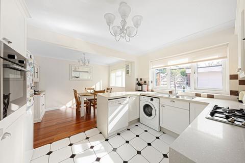 13 Tall Elms Close, Bromley, BR2 0TT