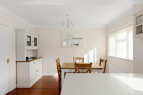 13 Tall Elms Close, Bromley, BR2 0TT