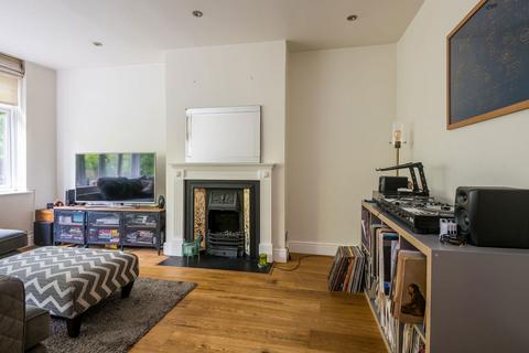 133 Ross Road, South Norwood, London, SE25 6TW