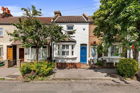 9 Faversham Road, Beckenham, BR3 3PN