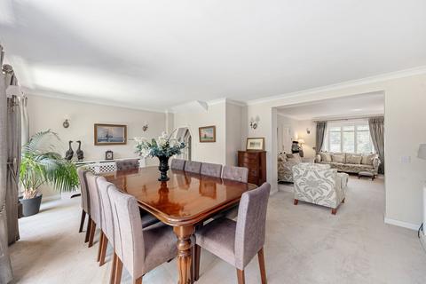 13 Redgate Drive, Bromley, BR2 7BT